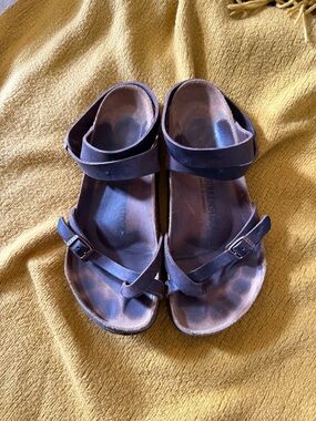 Birkenstock Women's Yara Dark Brown Leather Strap Sandals Size 41 (10/10.5)